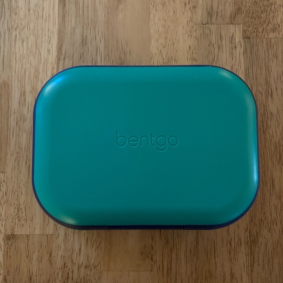 Kids Bentgo lunchbox with ice pack - Picture 2 of 3
